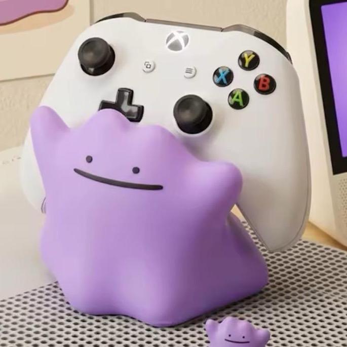Ditto Game Controller Stand Holder, Gaming Game Room Home Decor, Anime Character Poke Purple Smiley Face Remote, Gifts for Him, Organizer Desk